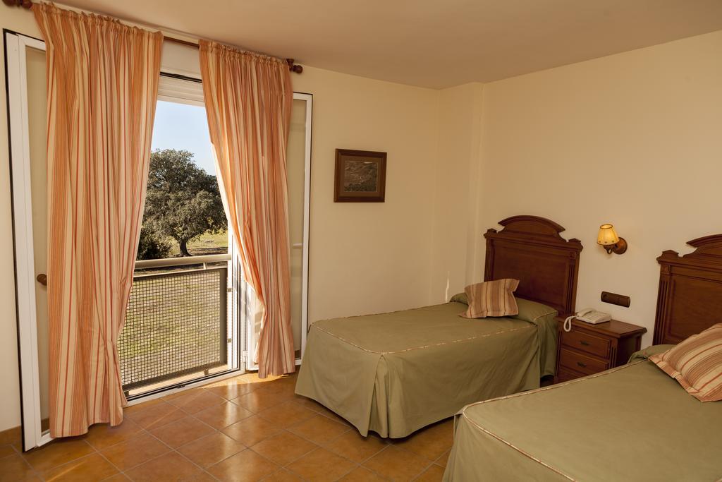 Hotel Paraje La Lambra Rus Екстериор снимка