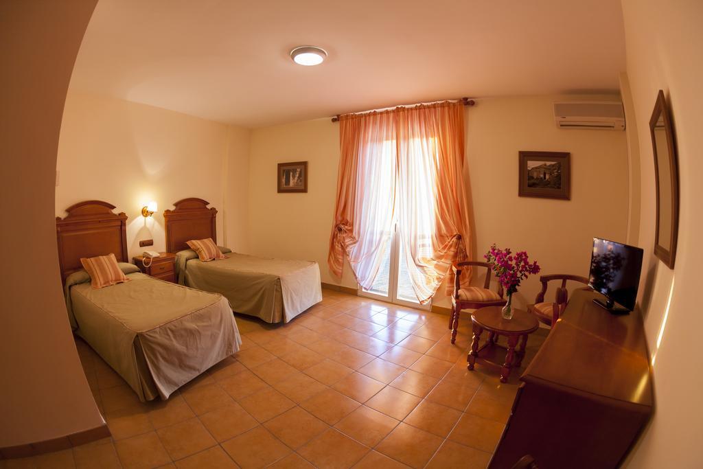 Hotel Paraje La Lambra Rus Екстериор снимка